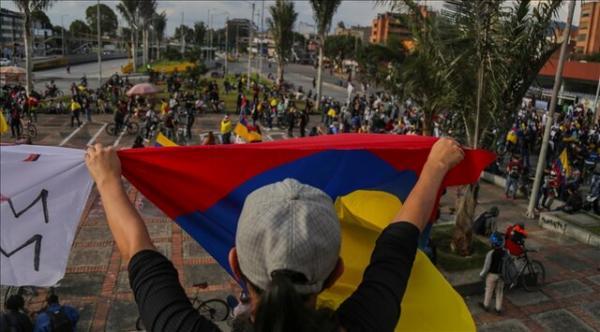 دهمین روز متوالی اعتراضات مردم کلمبیا به لایحه اصلاح مالیاتی، فقر و نابرابری